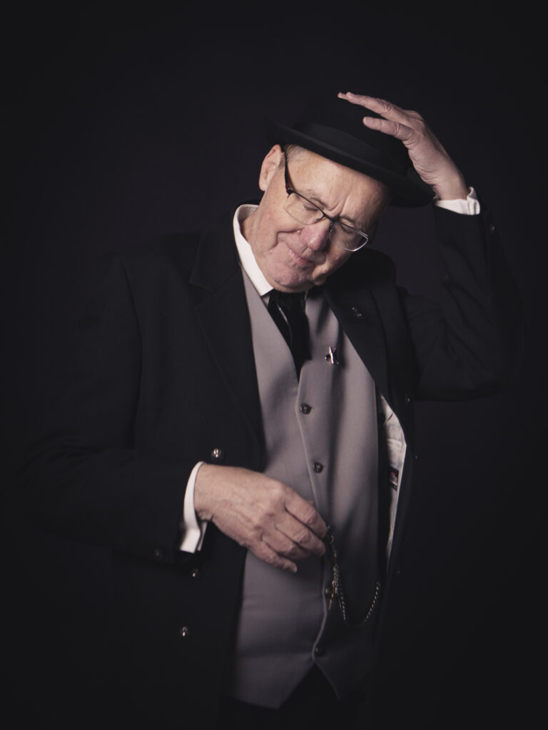 Portrait Mann in einer Tracht
